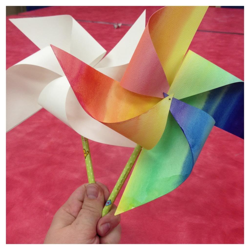 Catavento preso na borracha de lápis - Foto do Site