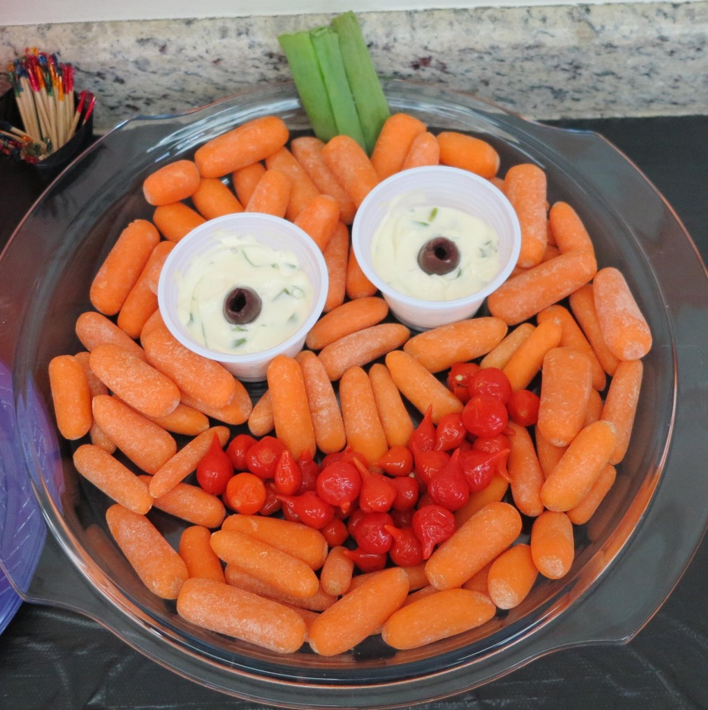 Carinha de Abóbora feita com mini cenouras