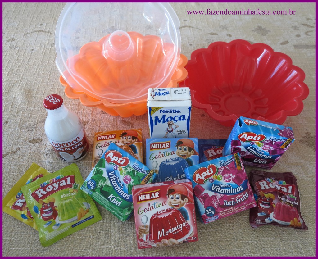 Ingredientes: Forma, gelatinas, leite condensado, leite de côco ou creme de leite.