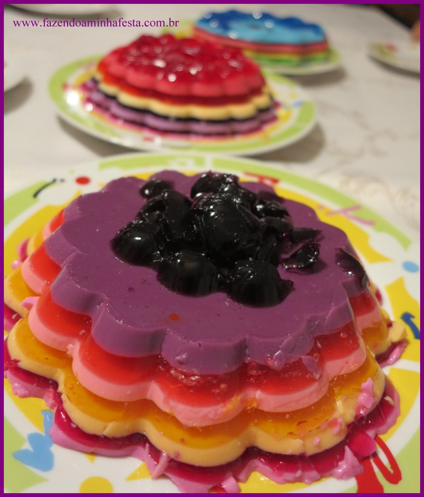 As três gelatinas que as meninas fizeram!