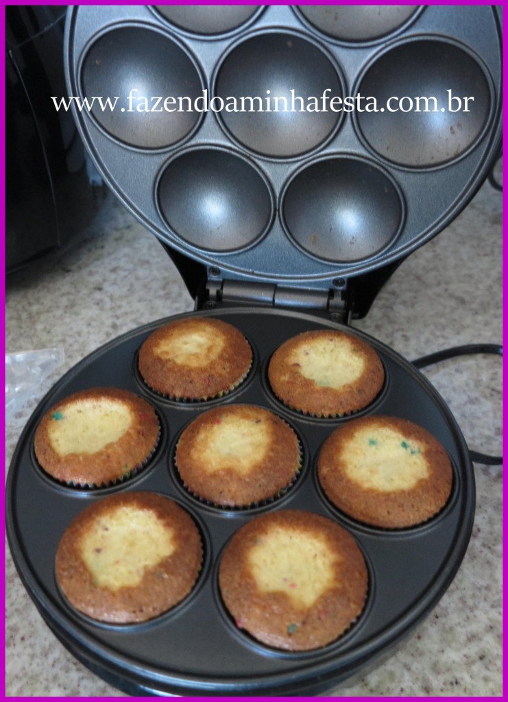 E está pronto o bolinho!!! Simples assim!!!