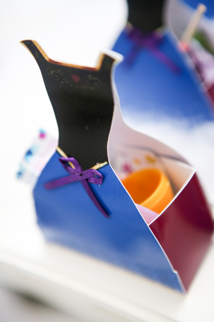 Caixinha Anna com lembrancinhas