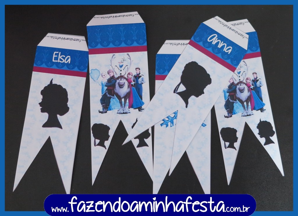 Imprimir os moldes e recortar, deixando a borda branca em cima.