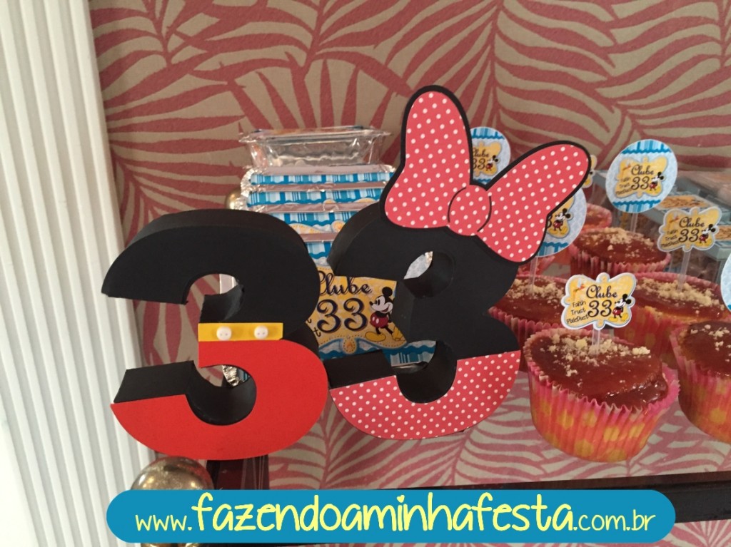 Mais uma arte da Isa, feita em casa! Achei perfeito!!!