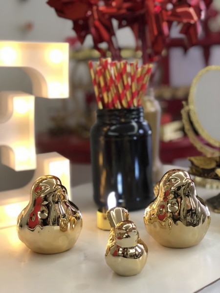 Decoração Dourado e Vermelho