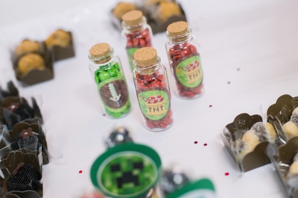 Guloseimas personalizadas no tema Minecraft e Games