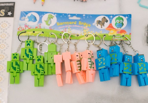 Lembrancinnhas personalizadas Minecraft e Games - Chaveiros