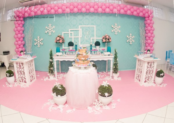 Tema Menina Viajante no Inverno