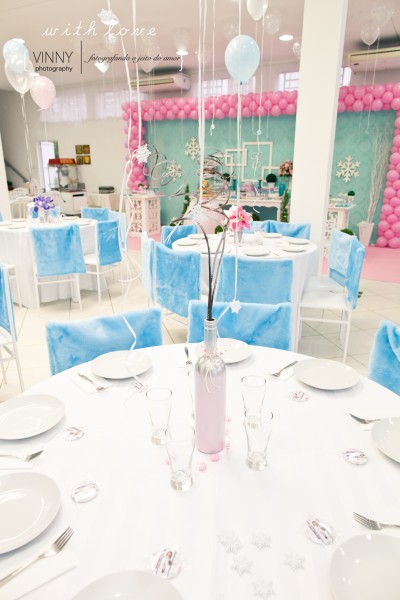 Cadeiras com encosto quentinho, em tecido de inverno